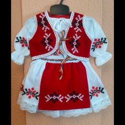 Costumas pentru bebe